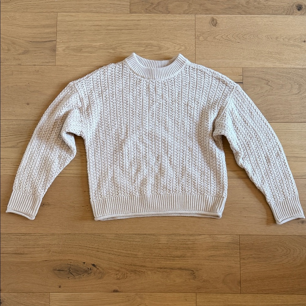 Universal Thread Cream Cable Knit Crewneck Sweater